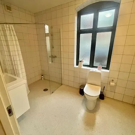 Apartment 3 Vaerelses Lejlighed Ved Aen
